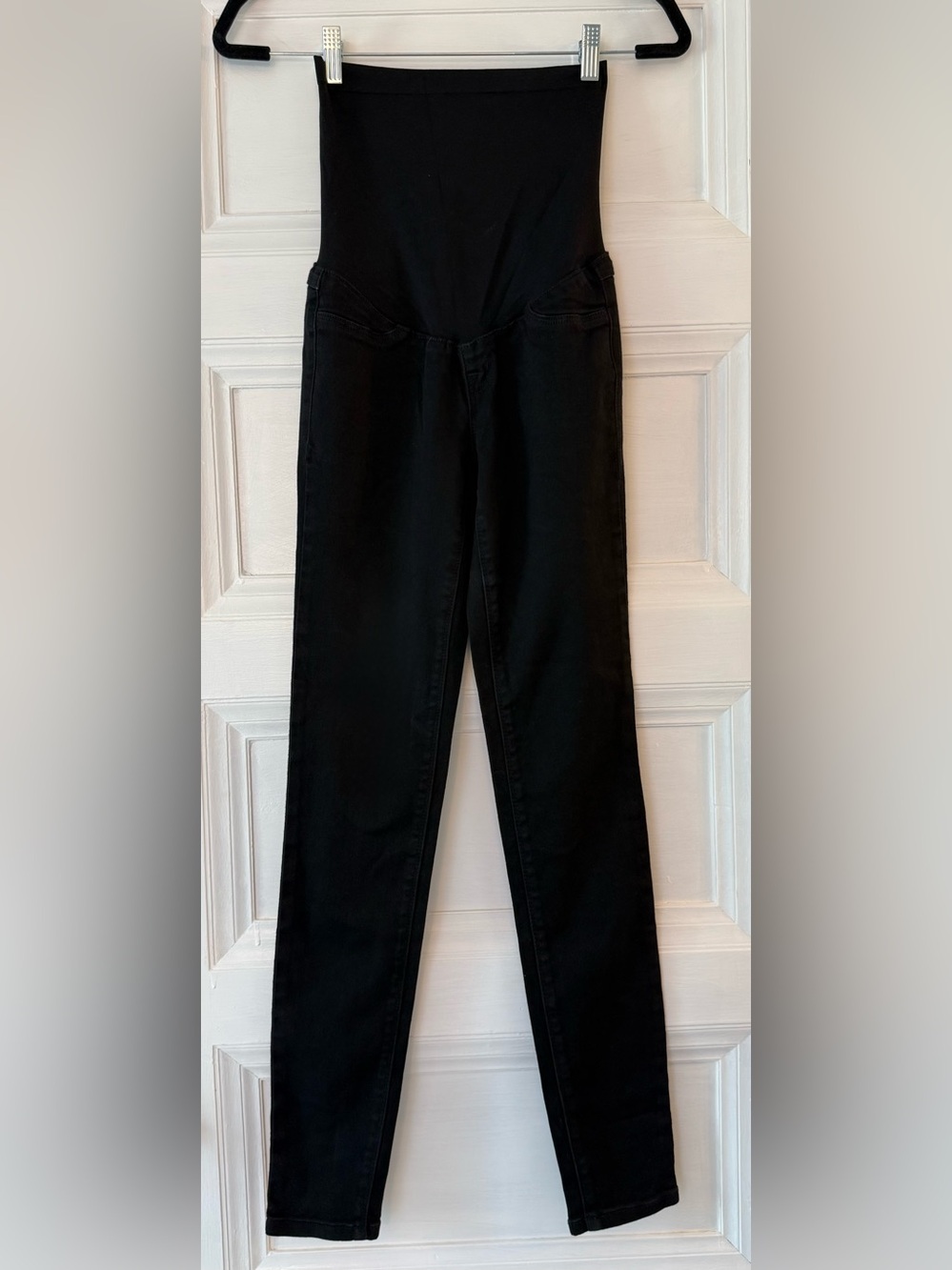 1822 Denim Maternity Black over the belly skinny jeans
